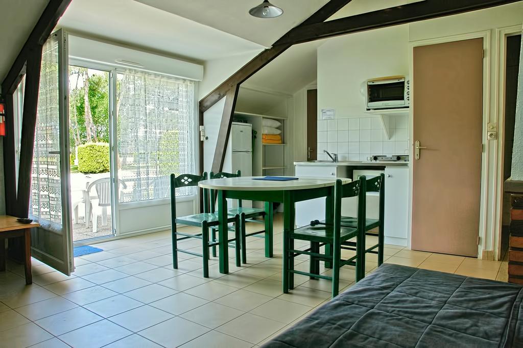 Hôtel Domaine De Tremelin à Iffendic Extérieur photo